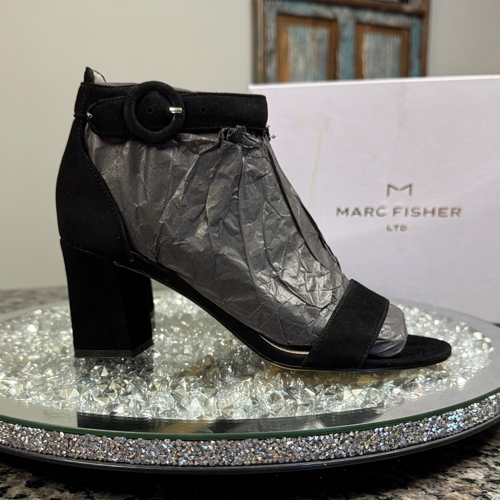 Marc Fisher Karlee Black Suede Ankle-Strap Block Heel Sandal NEW 7.5
